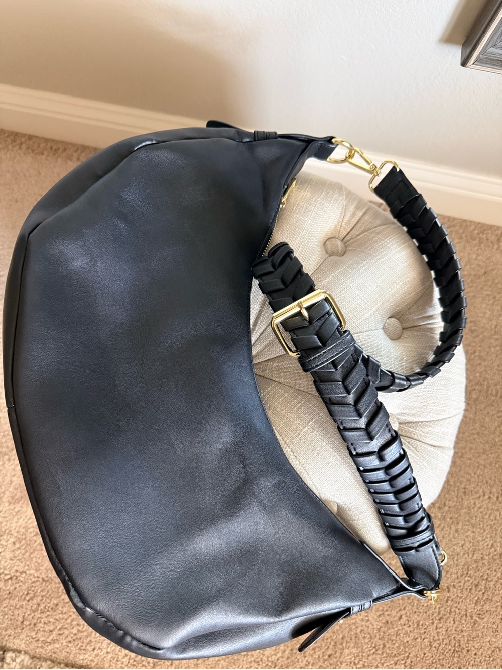 Black Braided Strap Hobo Bag - Classic Women's Shoulder Tote